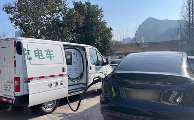 镇远汽车搭电