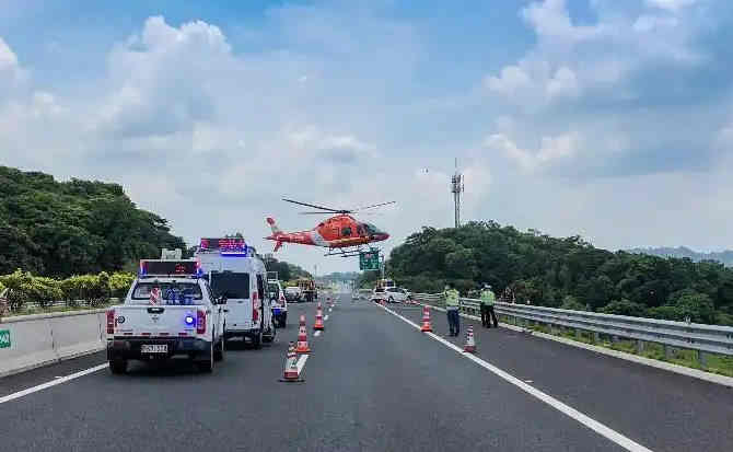镇远高速公路汽车救援案例